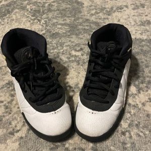 Kids Jordan jumpman sneakers